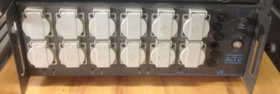 Dimmer  6 ch, Strand 2 kw, 32A in, Schuko out, DIN